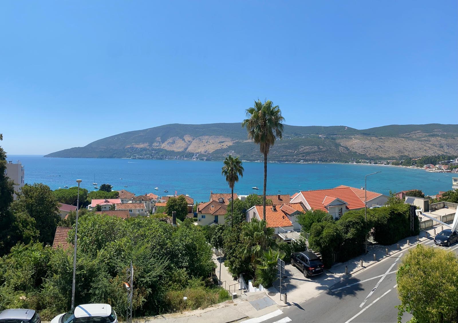Panoramic Sea-View Apartment Above Rafaelo Beach — Herceg Novi, Topla 2