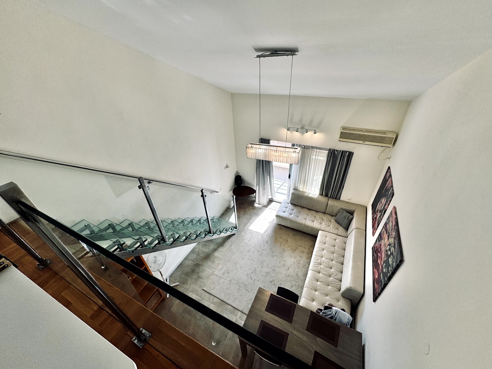 Two-level 2-bedroom apartment 98 m² with two terraces and sea view, central Budva 7