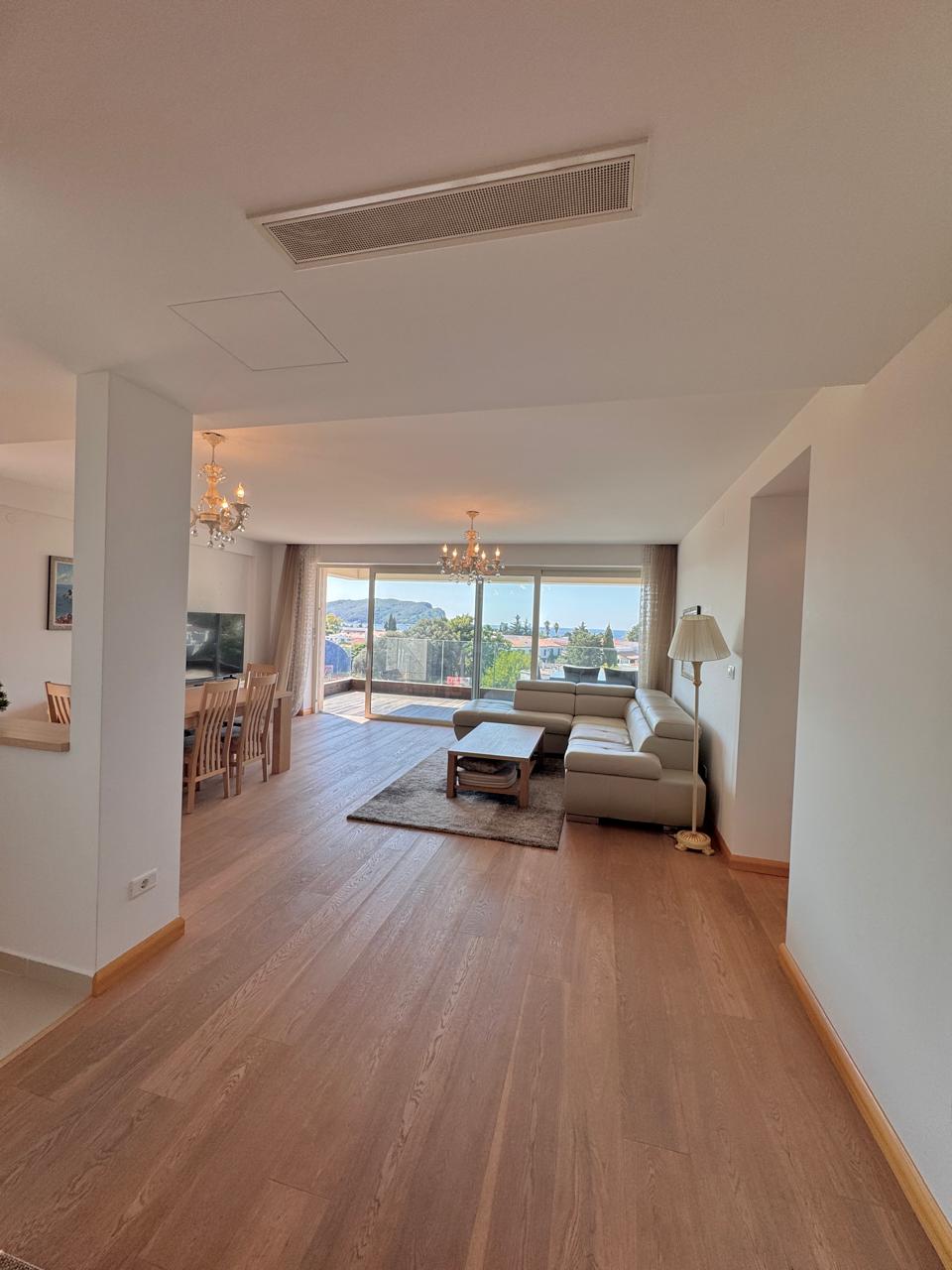 2-bedroom apartment 105 m² with huge terrace in a new building, 300 m from the sea, Budva 4