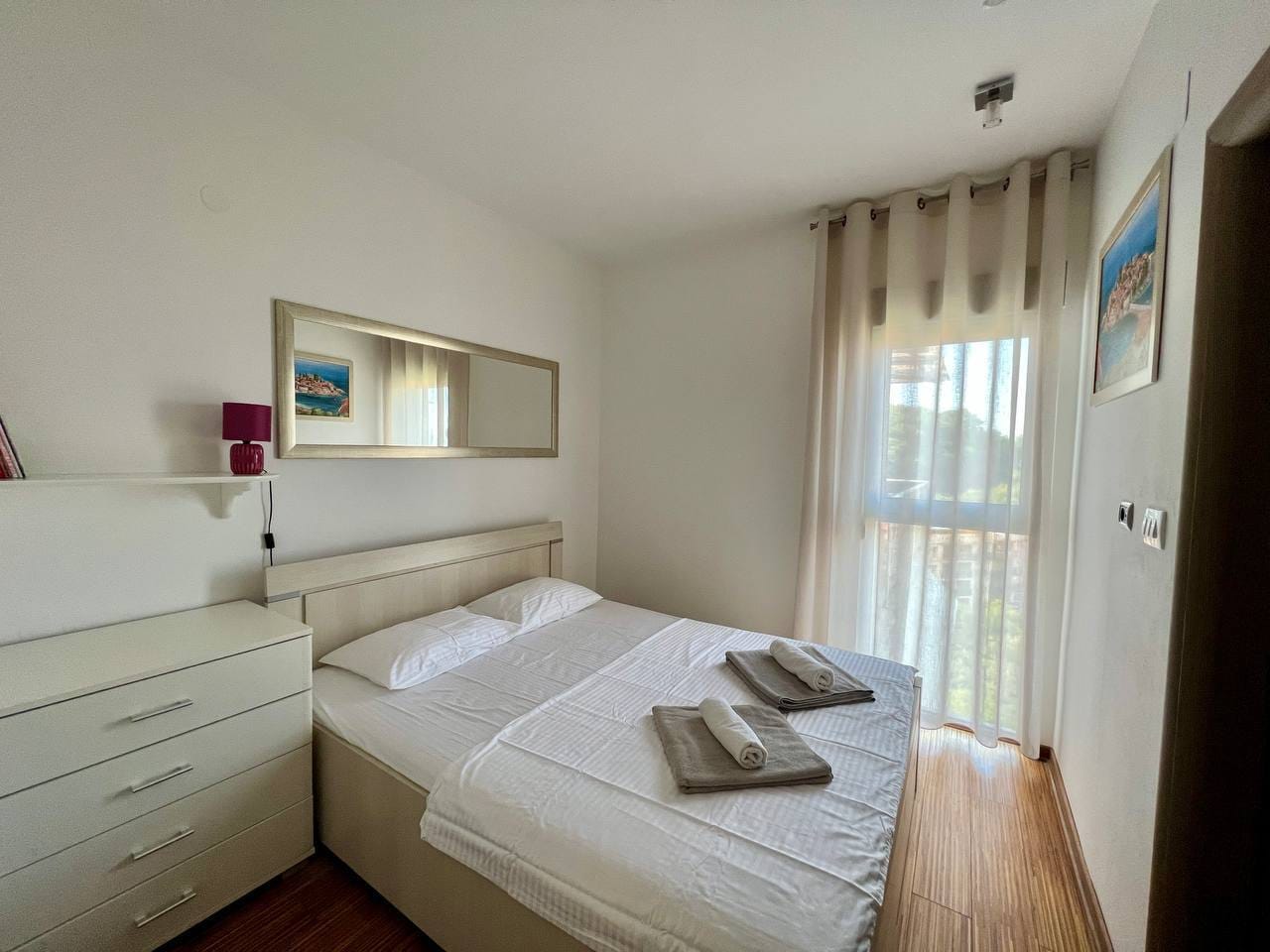 Furnished 1-bedroom apartment 66 m² with panoramic sea view and pool, Przno, Budva Riviera