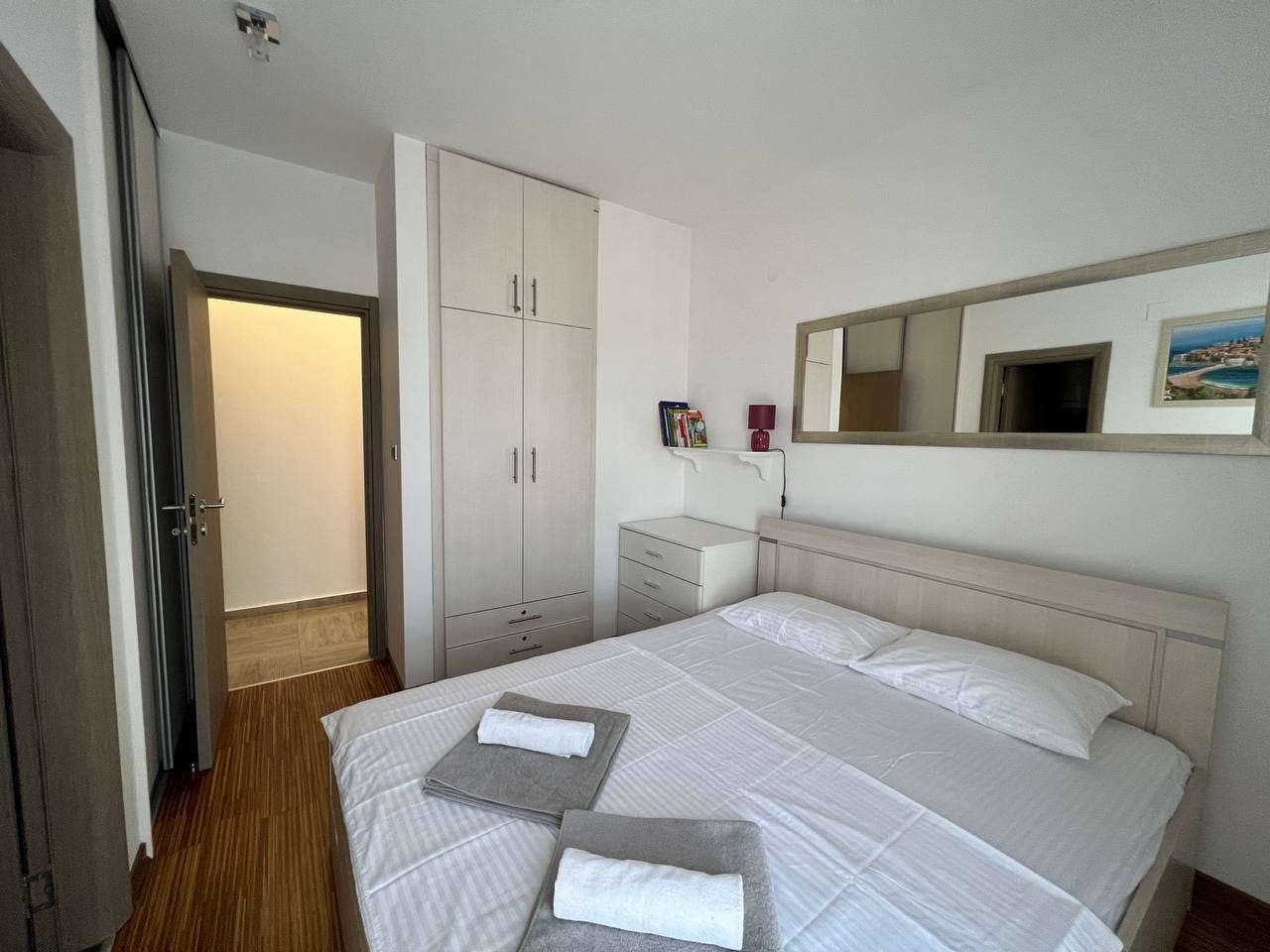 Furnished 1-bedroom apartment 66 m² with panoramic sea view and pool, Przno, Budva Riviera 2
