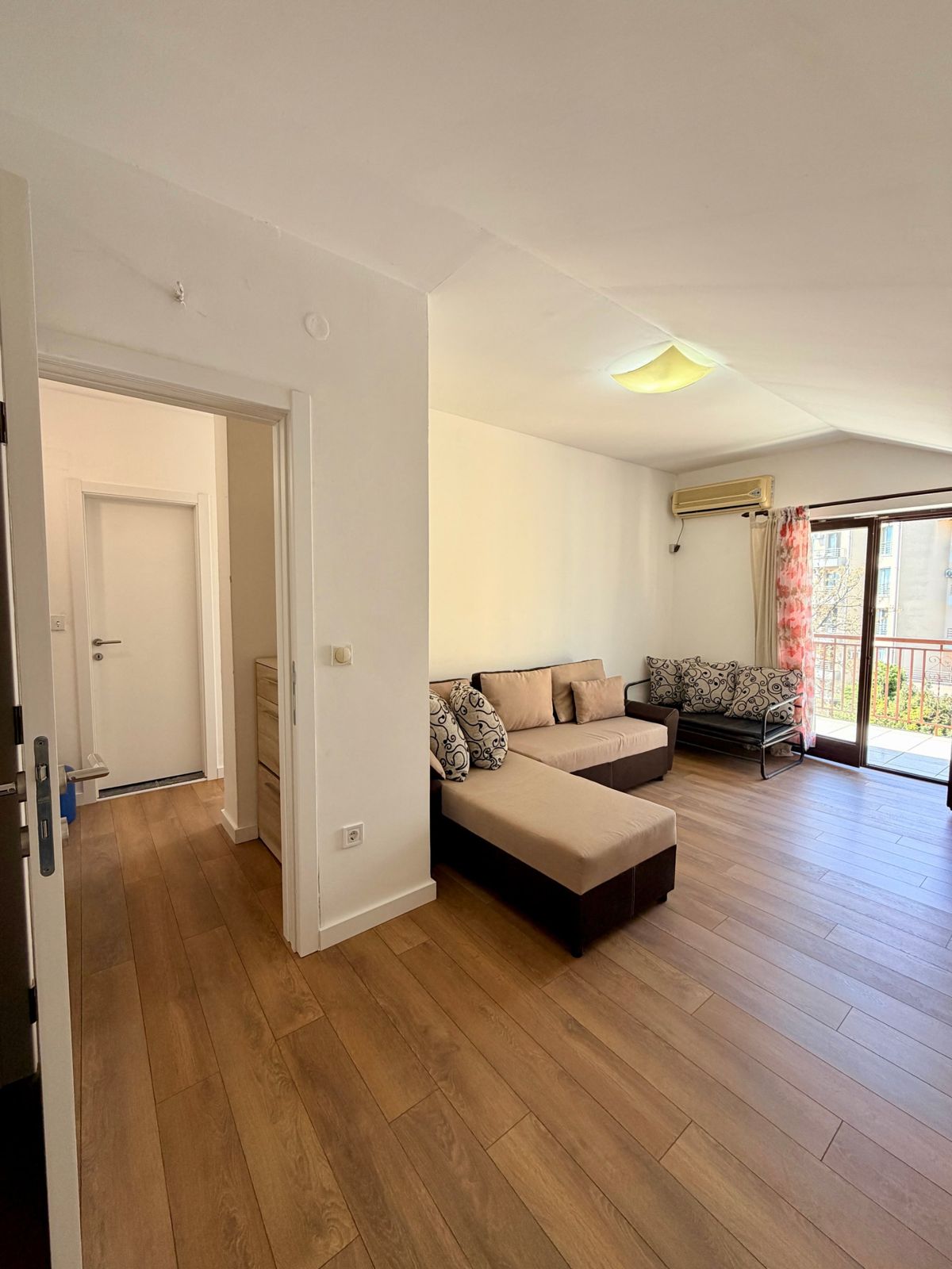Attic Apartment 42 m² with 12 m² Terrace Opposite Hotel Splendid — Bečići, 200 m from the Sea (Renovation Project) 8