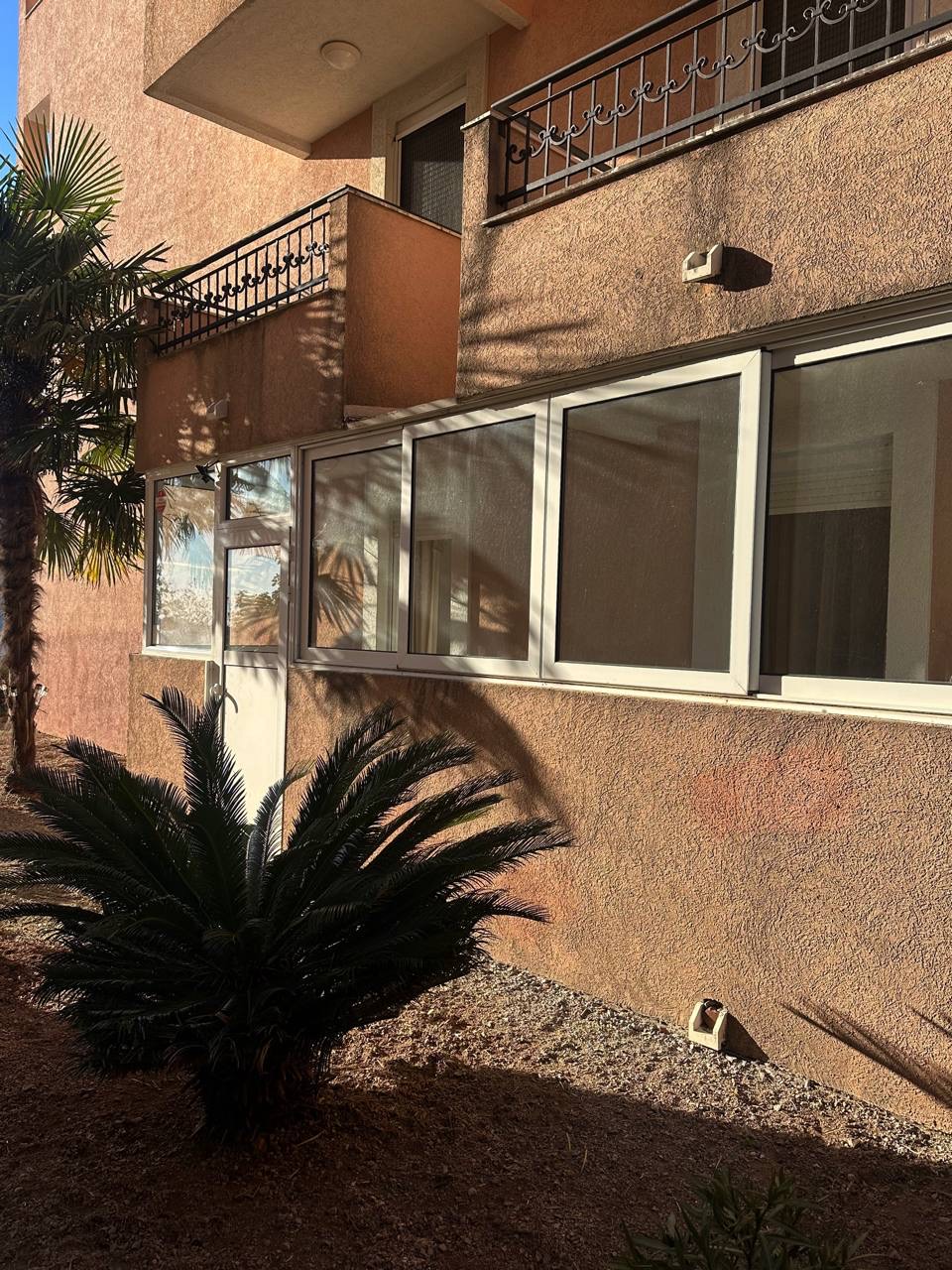 Townhouse-Style One-Bedroom Apartment with Private Entrance in Seoce, Budva 2
