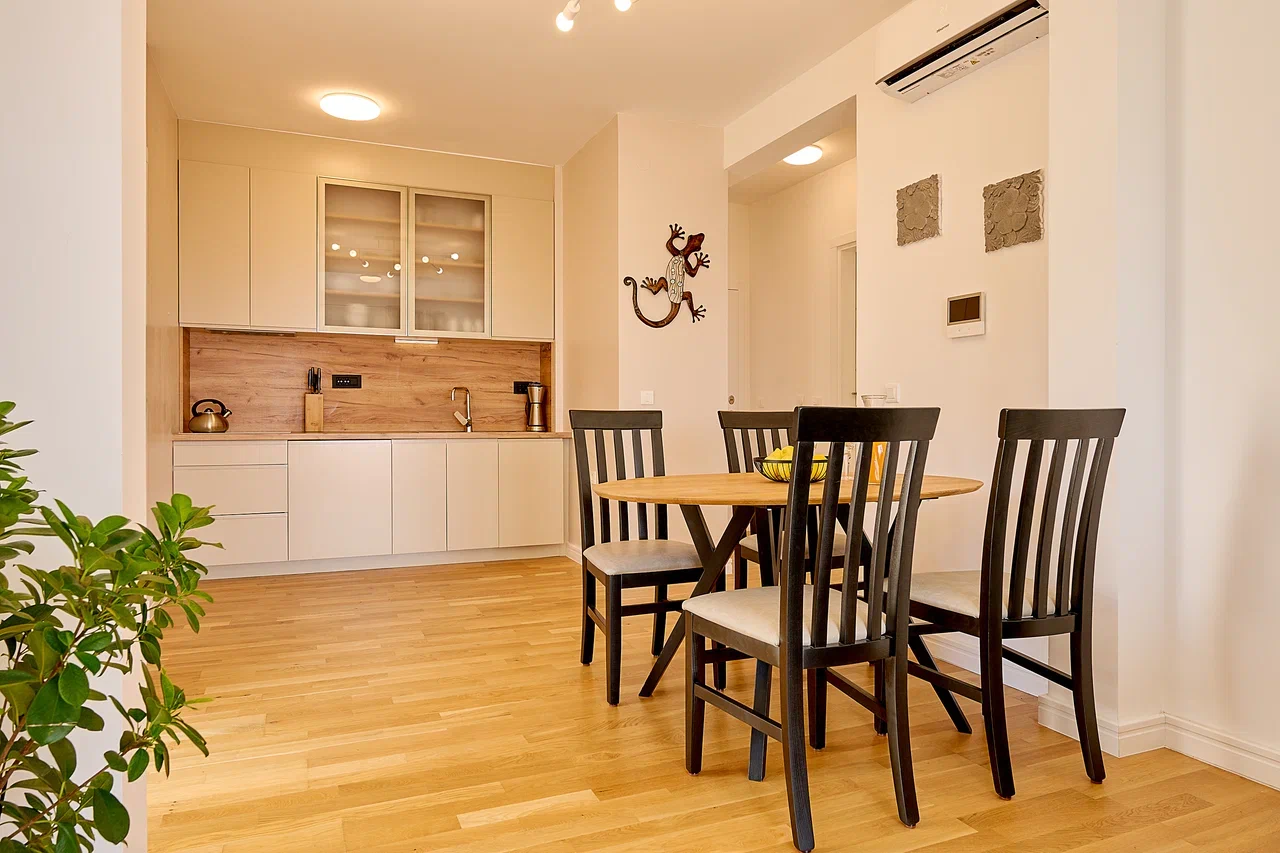 Panoramic Sea View Two-Bedroom Apartment with Pool and Sauna in Ivanovići, Bečići 6