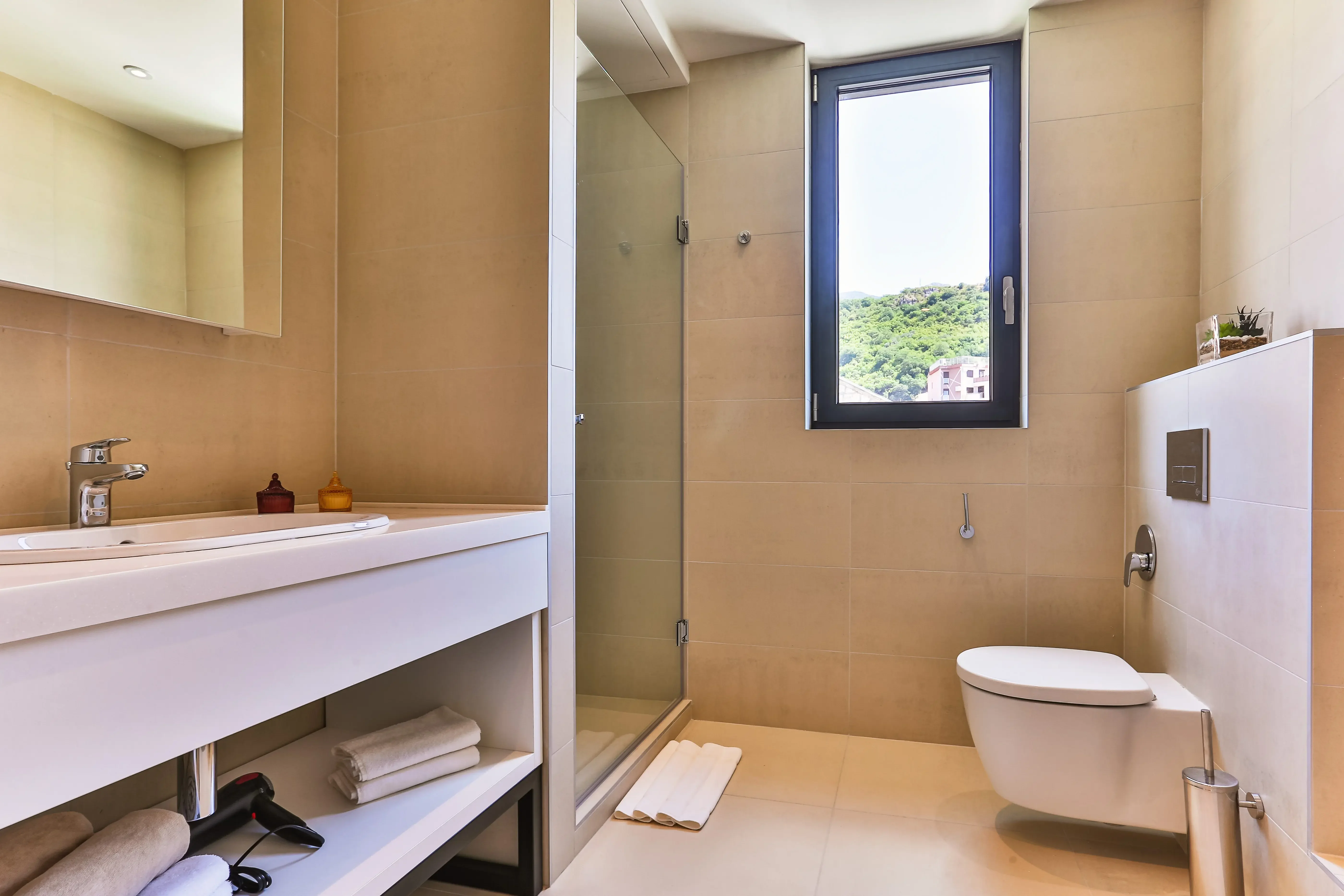 Luxury Seafront Apartments in Rafailovici 9