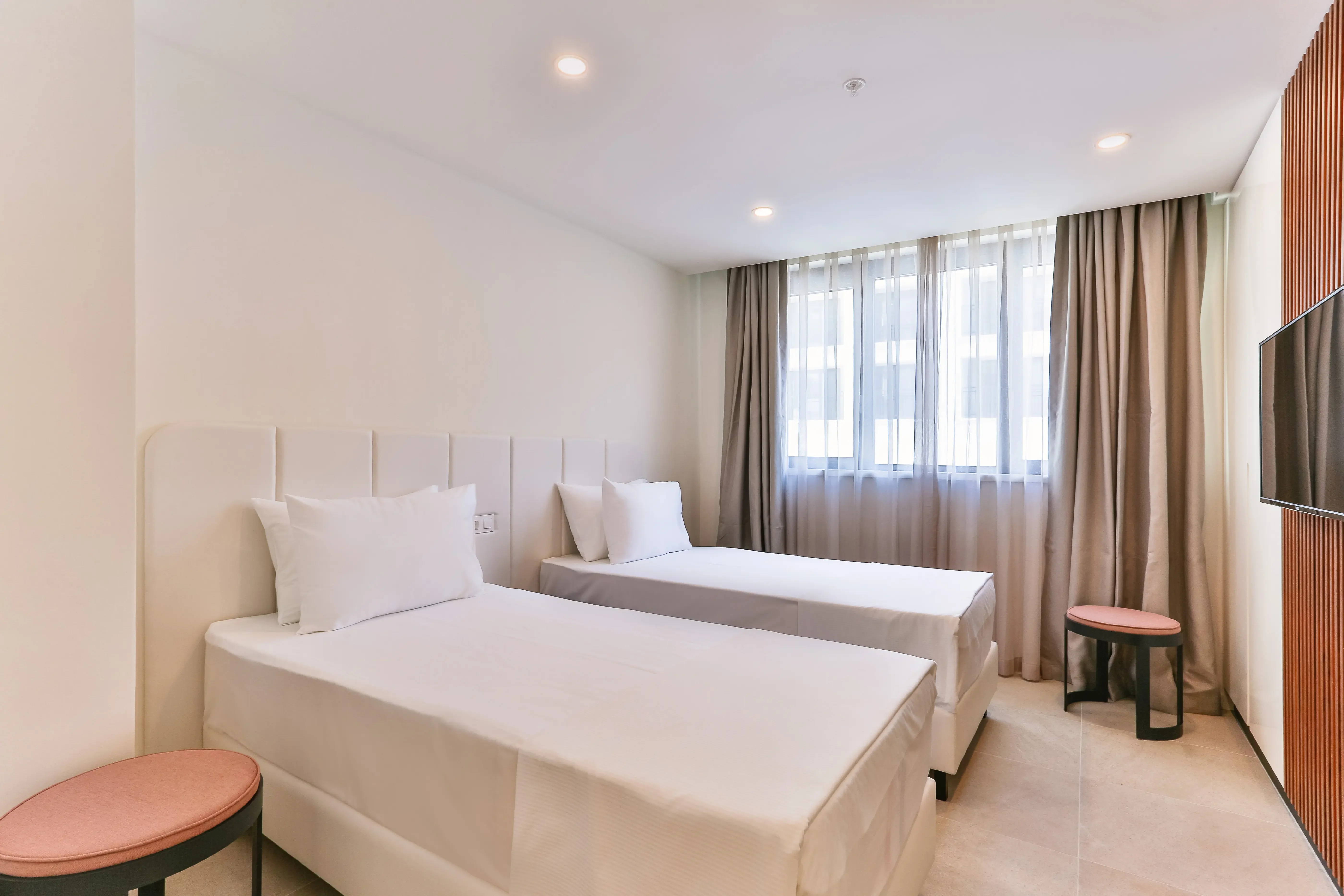 Luxury Seafront Apartments in Rafailovici 11