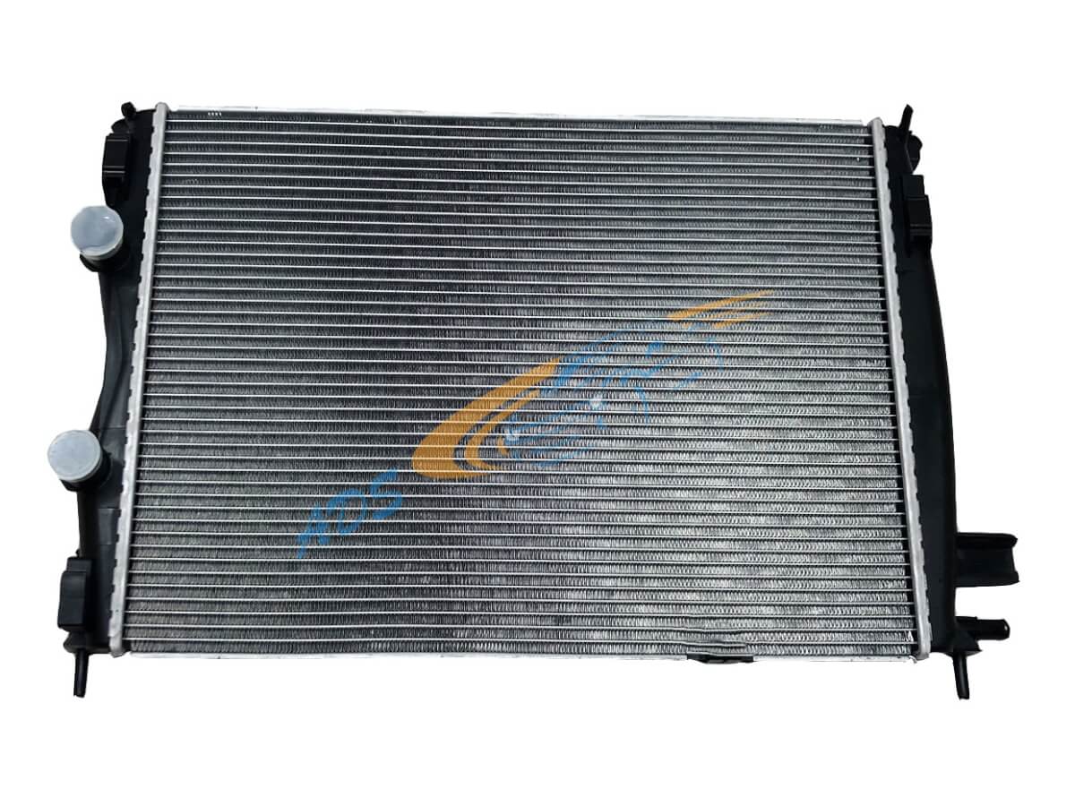 Variklio aušinimo radiatorius Nissan Qashqai 2007 - 2012