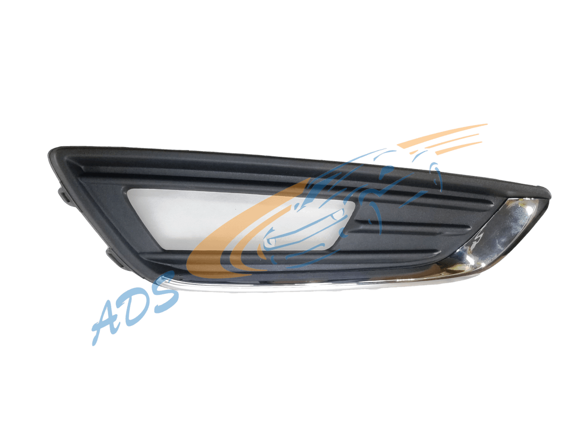 Rūko žibinto grotelės Dešinė pusė Ford Focus 2015 - 2018
