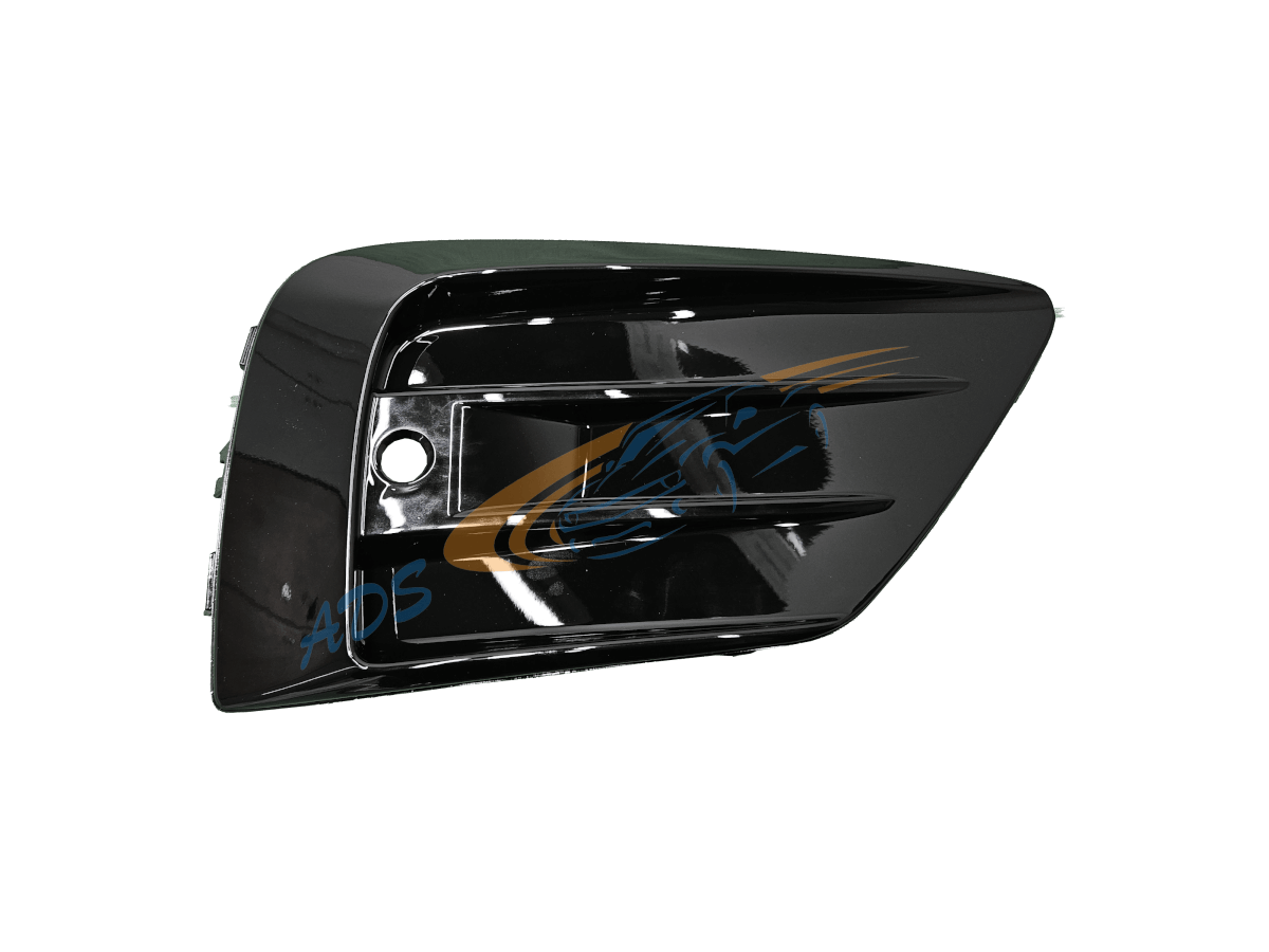 Rūko žibinto grotelės R-Design Dešinė pusė Volvo XC60 2017 - 2020