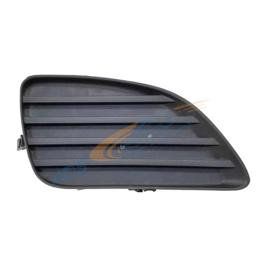 Rūko žibinto grotelės Dešinė pusė Toyota Camry 45 2010 - 2011