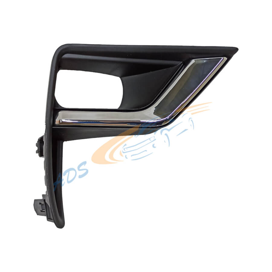 Rūko žibinto grotelės Dešinė pusė Toyota Land Cruiser 150 2018 - 2021