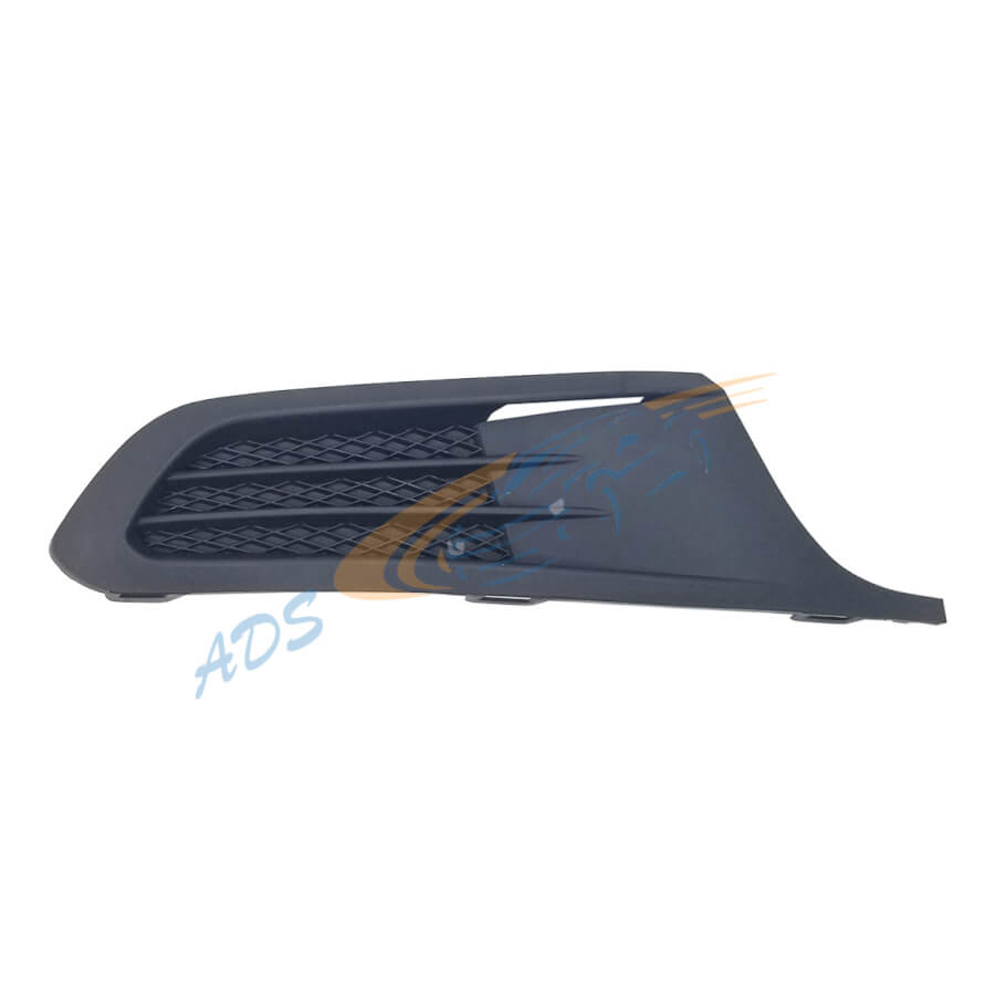 Rūko žibinto grotelės Dešinė pusė Volkswagen Jetta 2011 - 2014