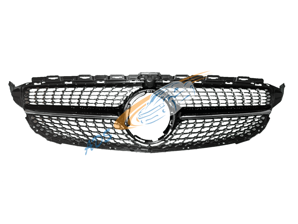 Juodos grotelės Deimantinės Su kameros anga Mercedes-Benz C Class W205 2018 - 2021