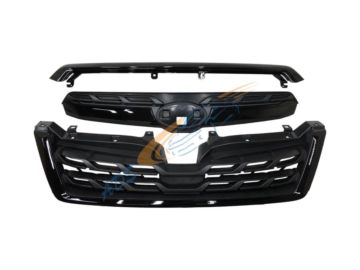 Grotelių Juodų komplektas Subaru Forester 2015 - 2018