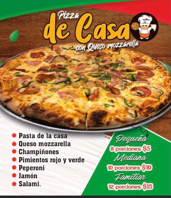 Pizza de casa con queso mozzarella