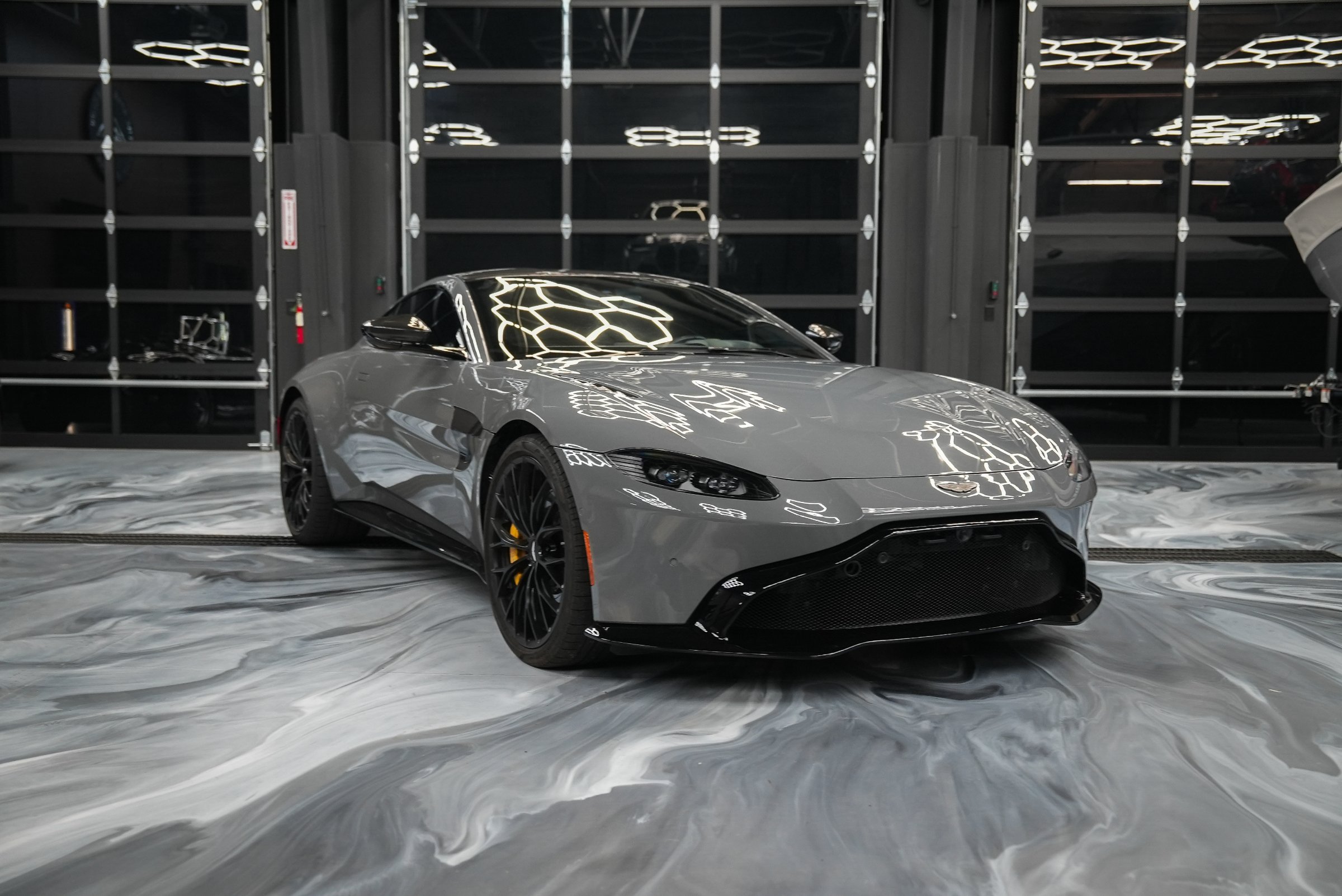Aston Martin Vantage