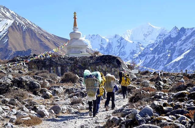 Lantang Helambu Ganja-La pass Trek