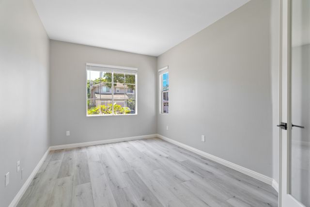 13-A9M-11576 Village Ridge Rd