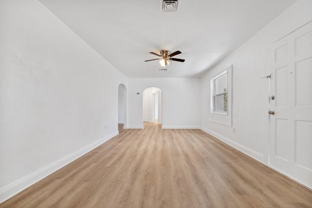 514 S 7th St, Lake Wales, FL 3385317