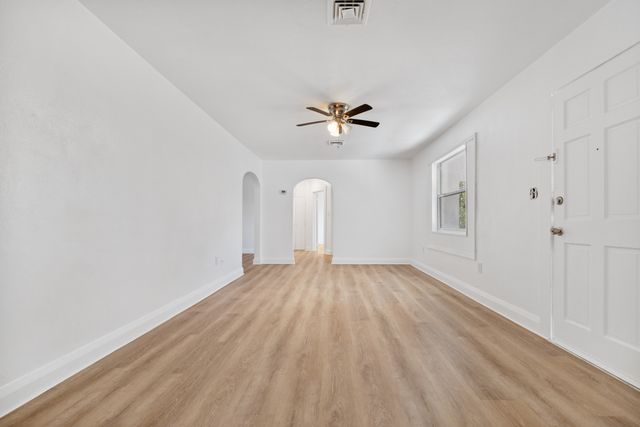 514 S 7th St, Lake Wales, FL 3385318