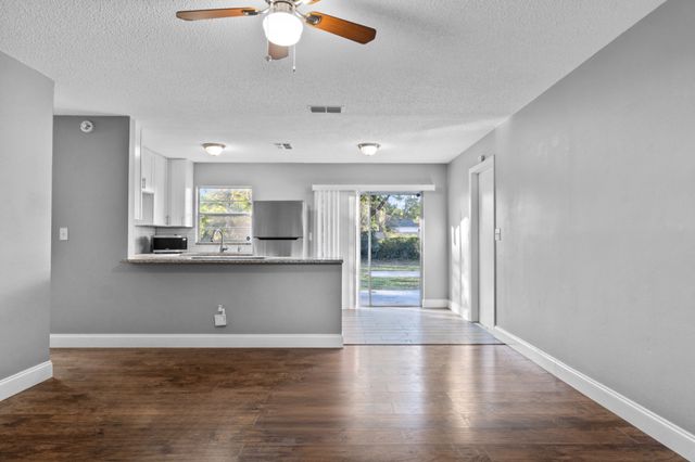 3231 Avenue M NW Winter Haven, FL14