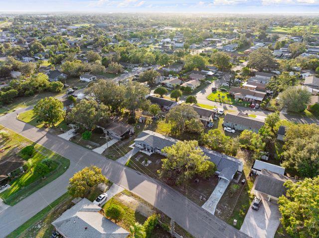 2108 Lemon Street Haines City, FL4