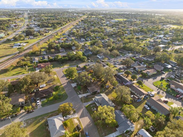 2108 Lemon Street Haines City, FL6
