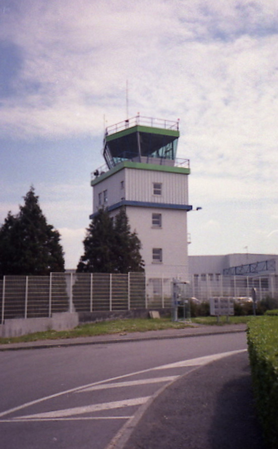 Tour de contrôle de l'aéroport de Quimper-Cornouaille.