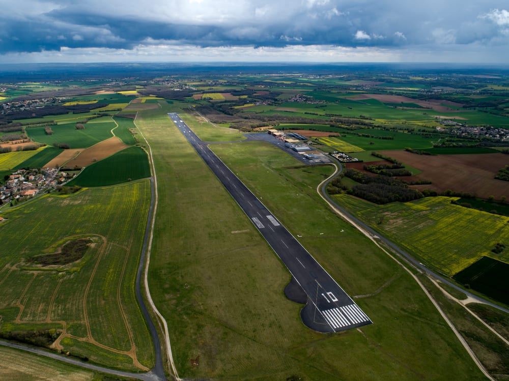 Infrastructures - AEROPORT ANGOULÊME COGNAC