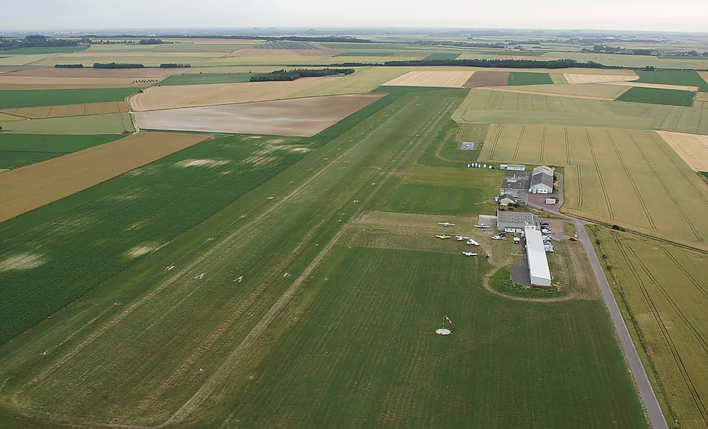 Aérodrome – ULM CLUB D'ARRAS