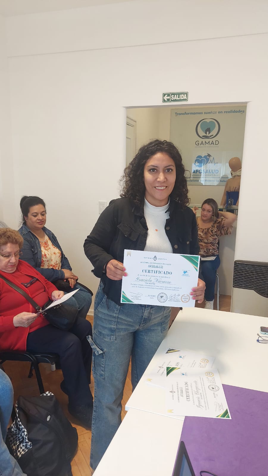 Grupo de estudiantes de AFOSA