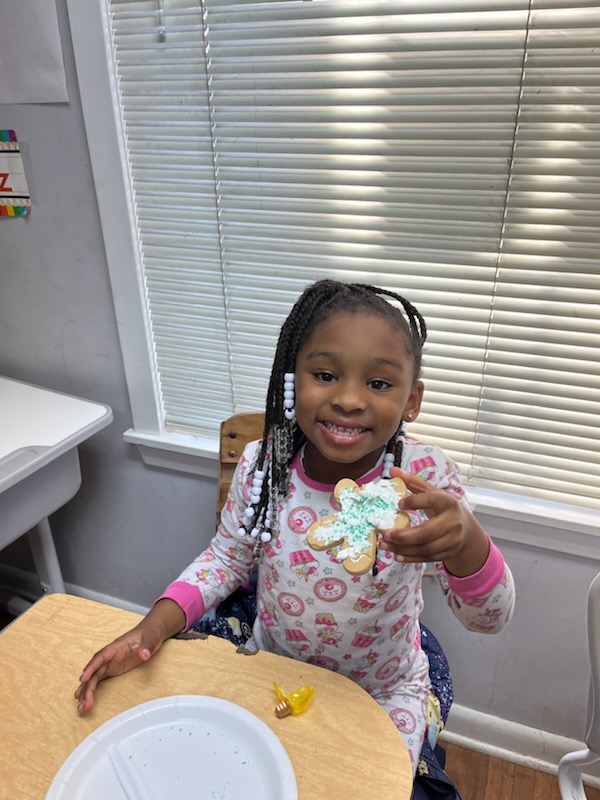 Sweet Celebrations at Afternoon Adventure-2023: Students Decorate Delicious Gingerbread Cookies for a Festive Christmas Treat