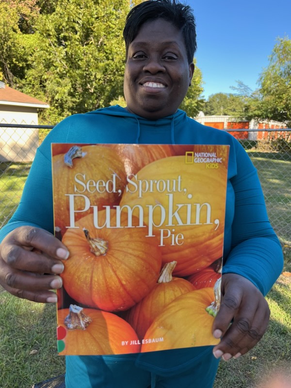 🎃 A Big Thank You to Mississippi Child Care Resource & Referral at MSU Extension - Kenyotia and Nancy! October 2023🎃