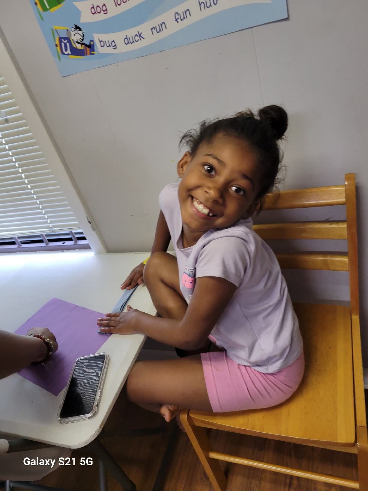Summer 2023 Fun and Creativity at Our Tutoring Program: Students Delight in Making Colorful Paper Fans!