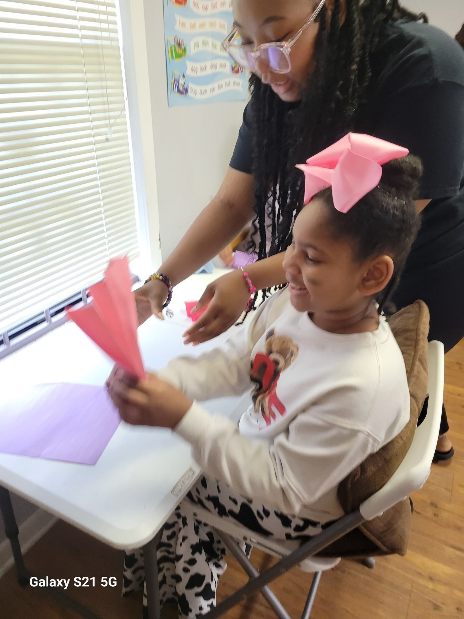 Summer 2023 Fun and Creativity at Our Tutoring Program: Students Delight in Making Colorful Paper Fans!