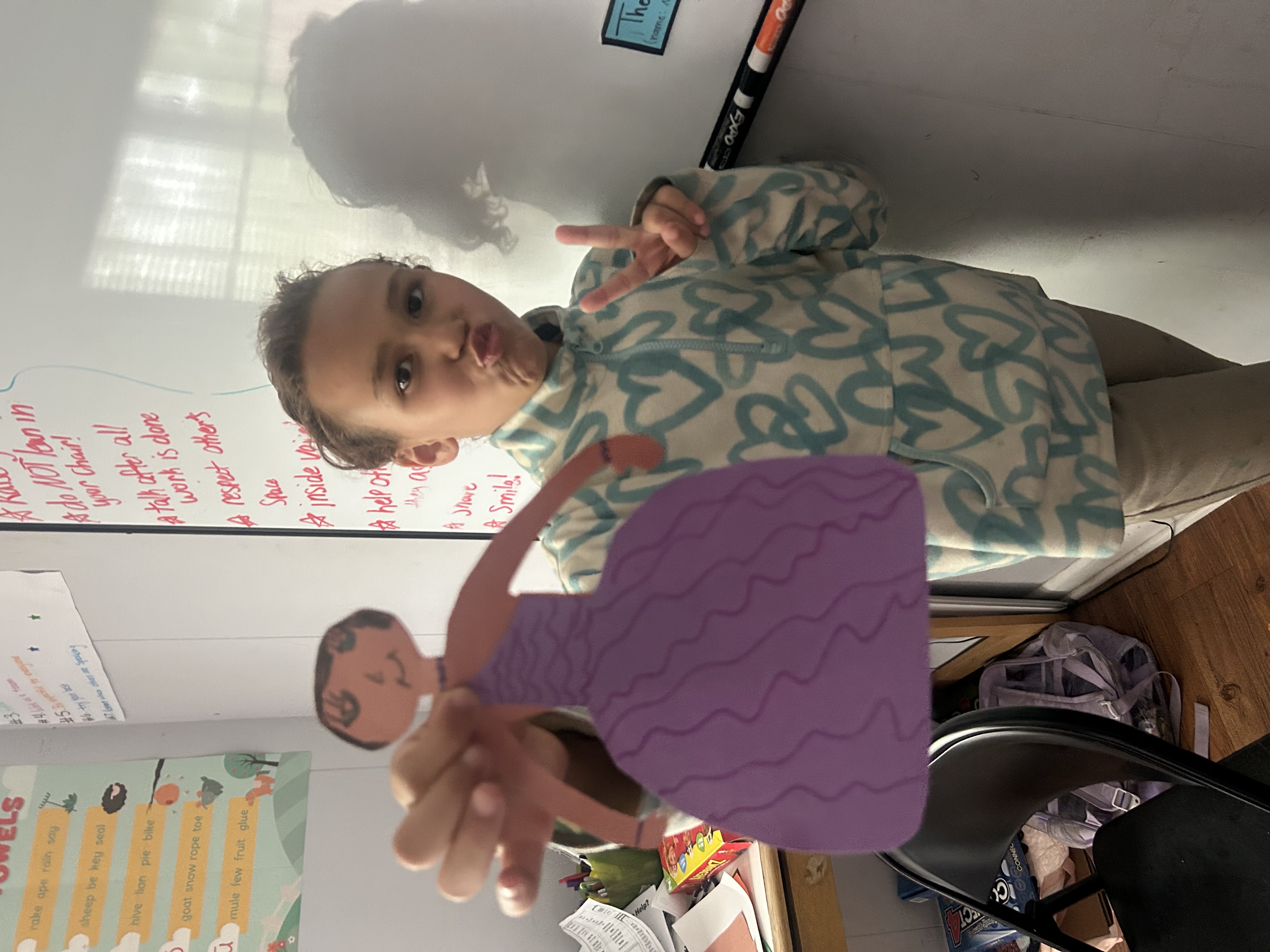🧵 Paper Doll Designers in Action! 🎨