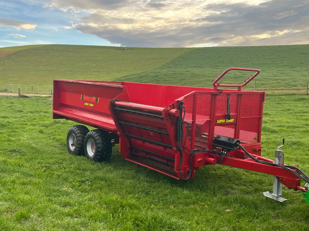 Robertson Super Comby EX Silage Wagon