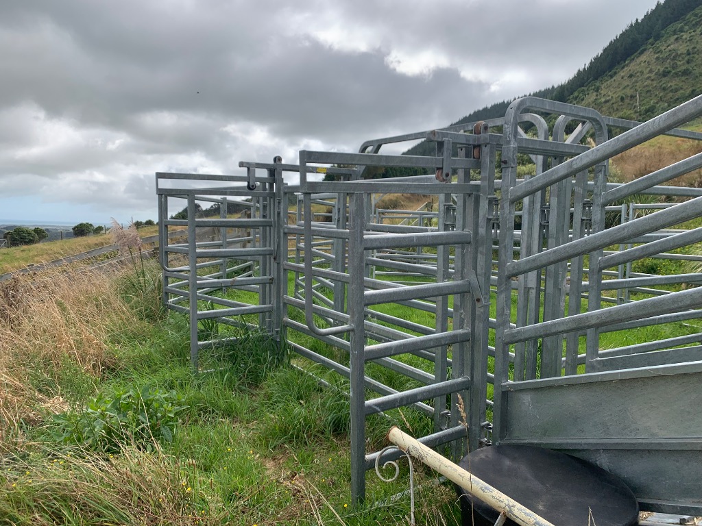 Ag Assist - FARMQUIP Cattle Yards