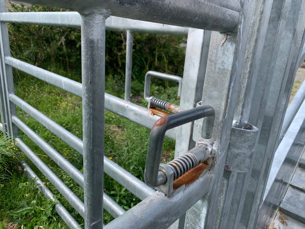 Ag Assist - FARMQUIP Cattle Yards