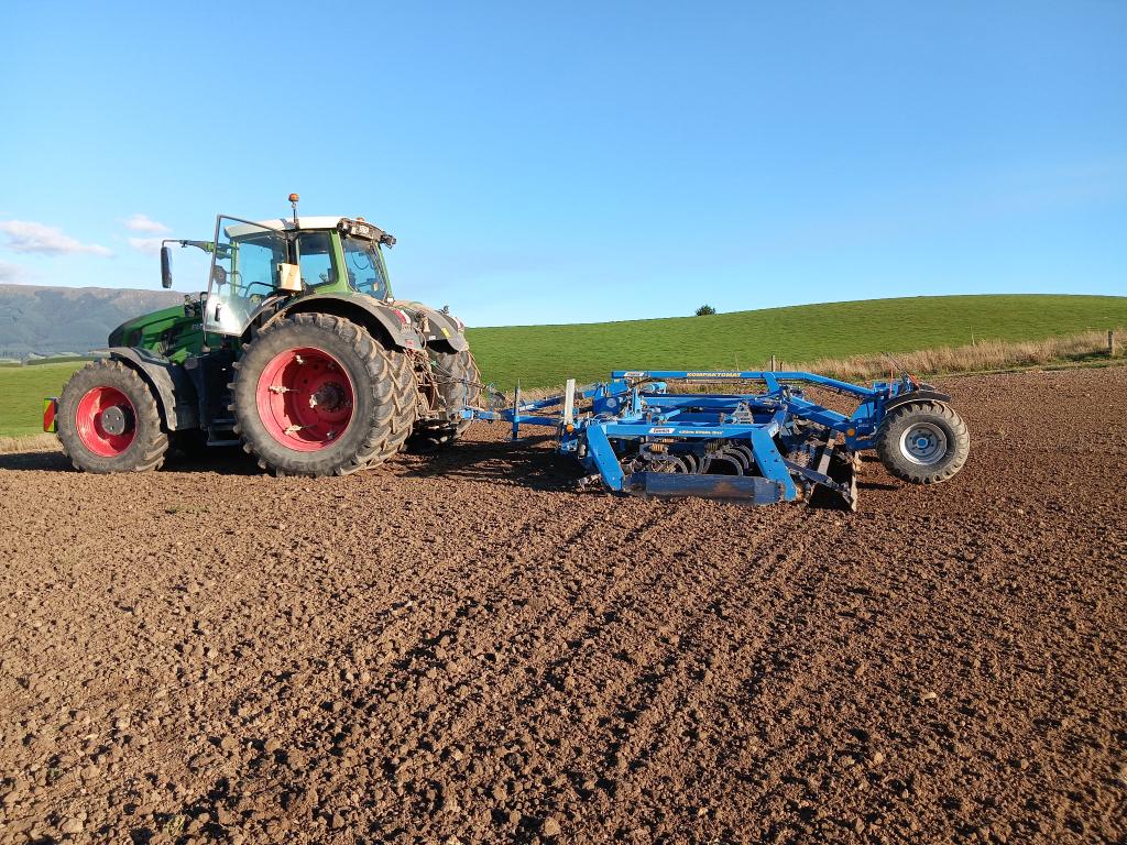 Ag Assist - Dairy farn assistant