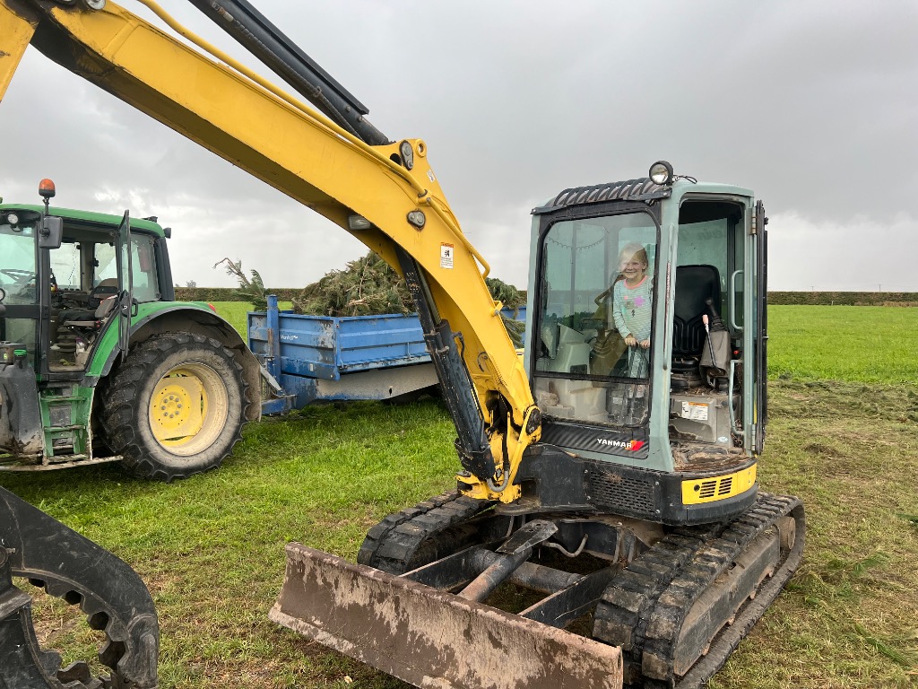 Digger operator wanted