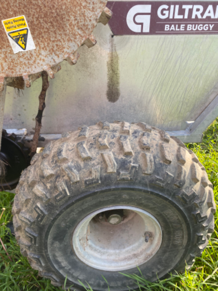 Ag Assist - Giltrap bale buggy