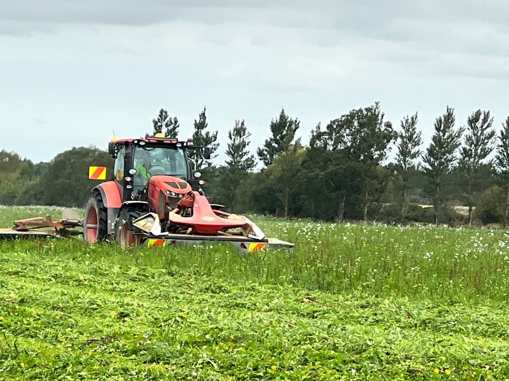 Ag Assist - Tractor/Digger operator