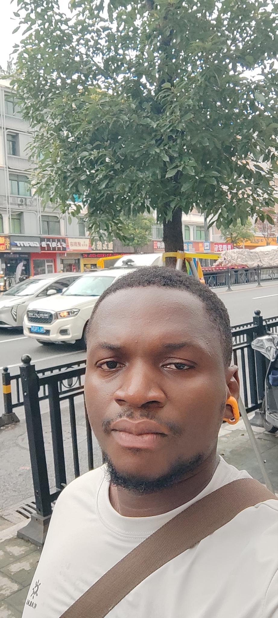eze Chukwudi Henry