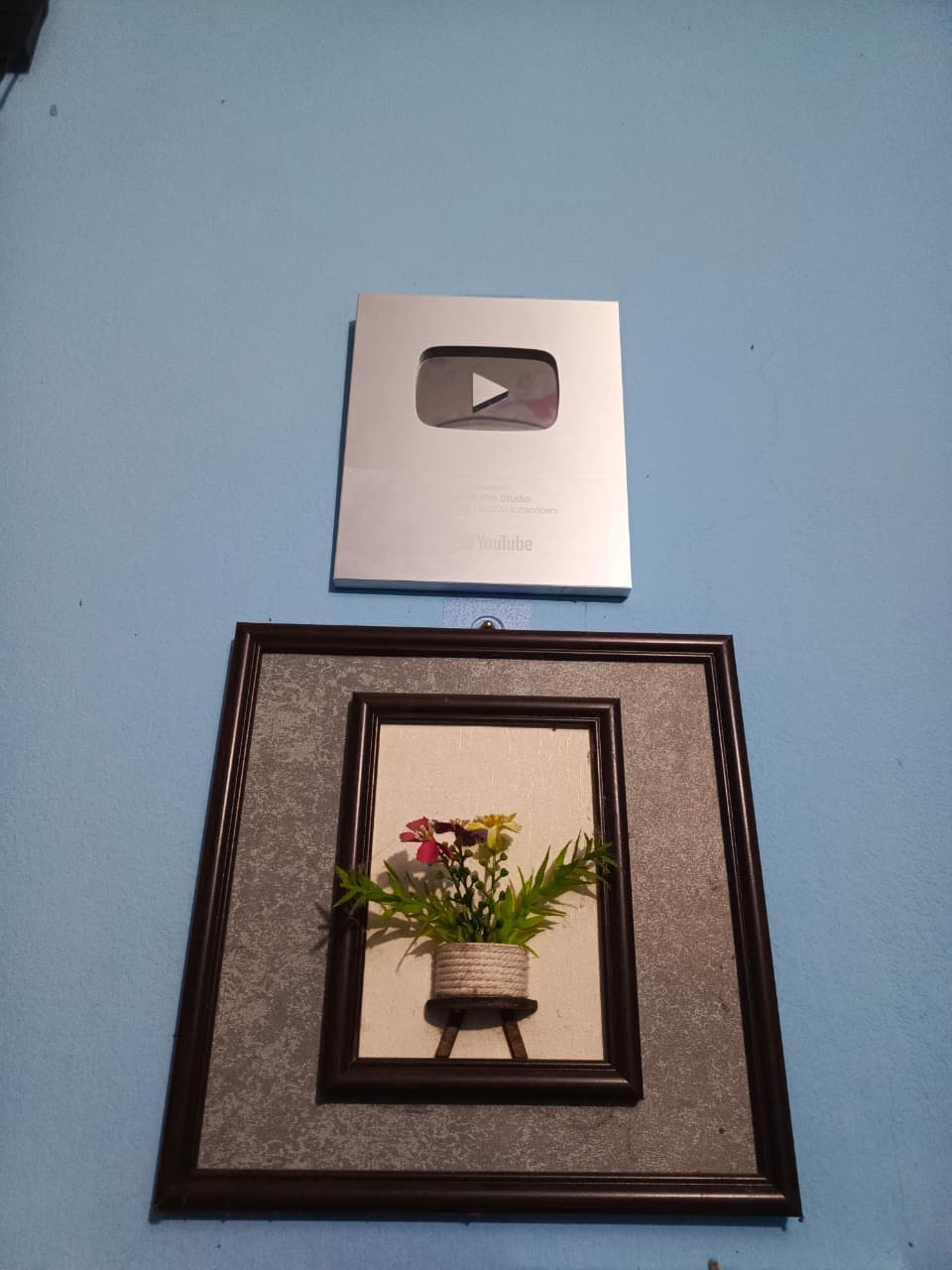 YouTube Play Button 1