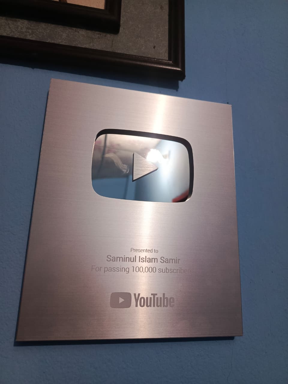 YouTube Play Button 3