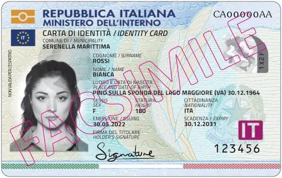 Addio rinnovi per gli over 70: al via la nuova carta d'identità senza scadenza