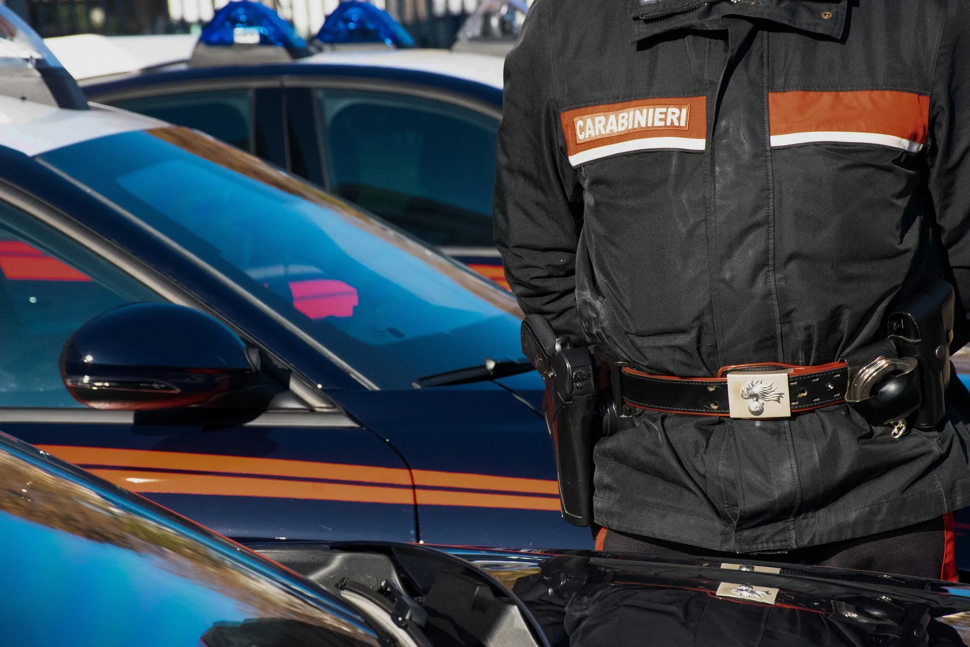 Visti e contratti fittizi per portare extracomunitari in Italia, tre arresti