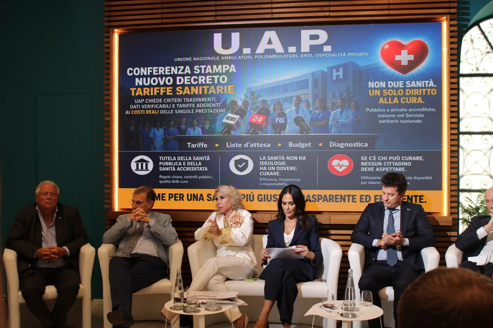 Nuove tariffe sanitarie, UAP contro il nomenclatore: “Una media non è una prestazione”