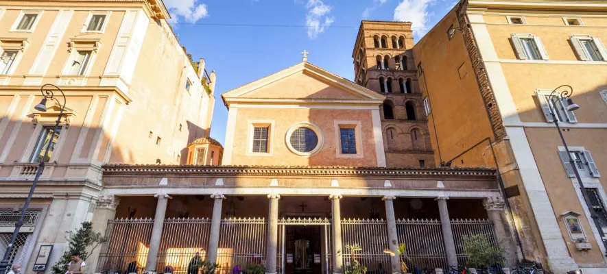 Roma, concluso il restauro della Basilica di San Lorenzo in Lucina. Ferro: «Tutela e valorizzazione del patrimonio sono un impegno concreto»